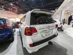 تۆیۆتا لاند کروزەر